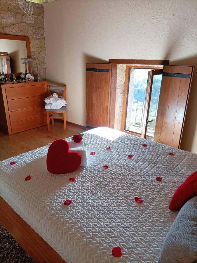 Hotel Casa Favo De Mel - Jacuzzi Privado & Lareira - Piscina à Arcos de Valdevez Extérieur photo