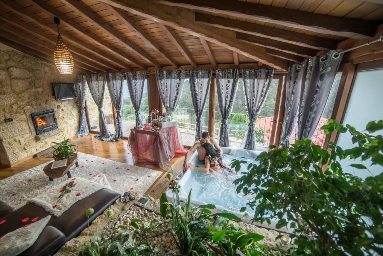 Hotel Casa Favo De Mel - Jacuzzi Privado & Lareira - Piscina à Arcos de Valdevez Extérieur photo