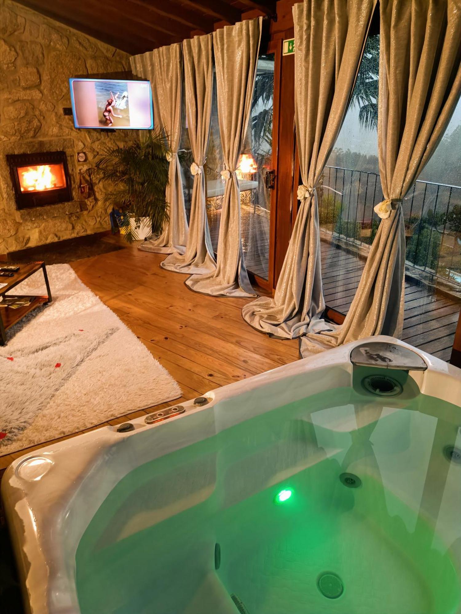 Hotel Casa Favo De Mel - Jacuzzi Privado & Lareira - Piscina à Arcos de Valdevez Extérieur photo