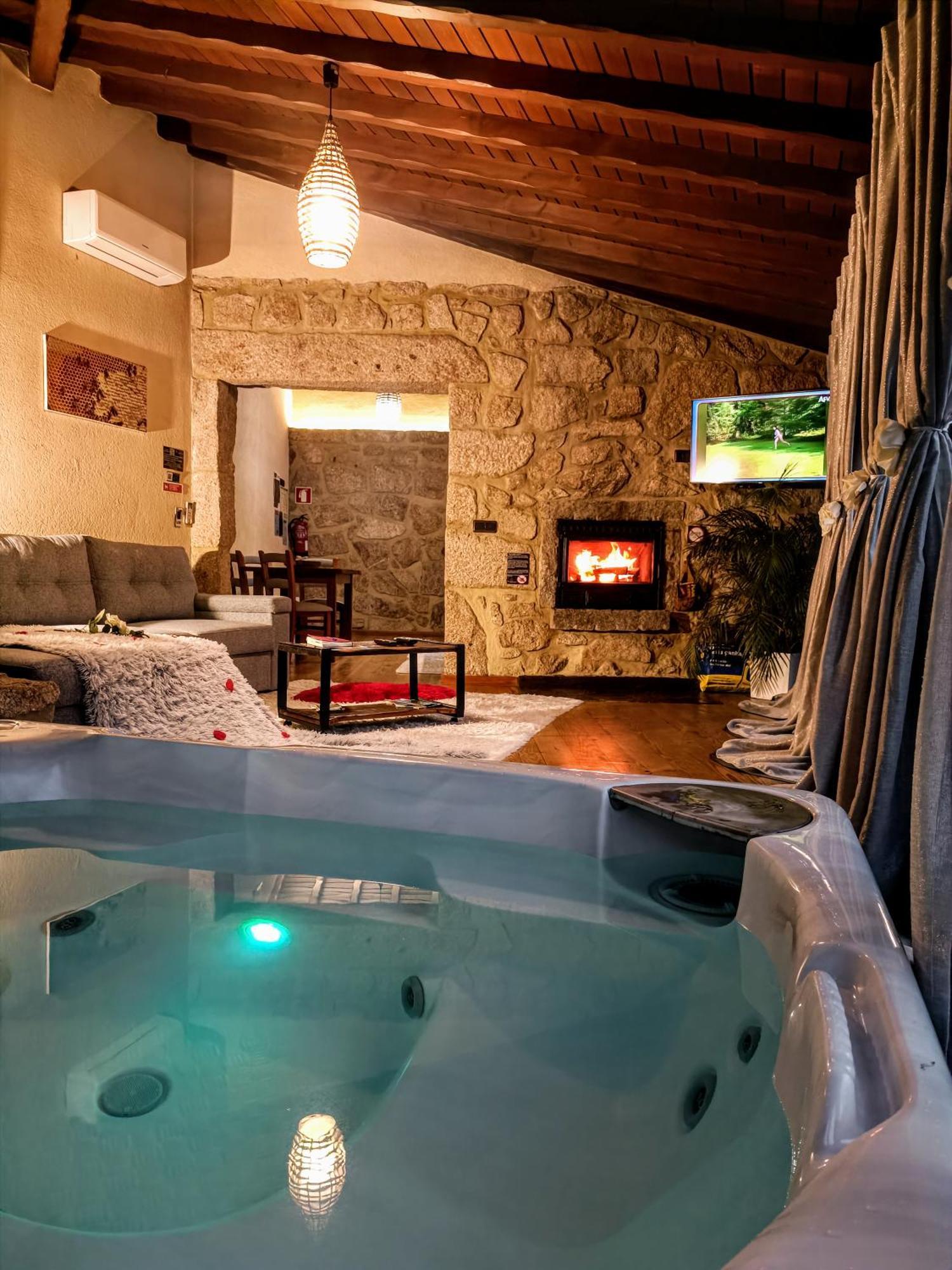 Hotel Casa Favo De Mel - Jacuzzi Privado & Lareira - Piscina à Arcos de Valdevez Extérieur photo