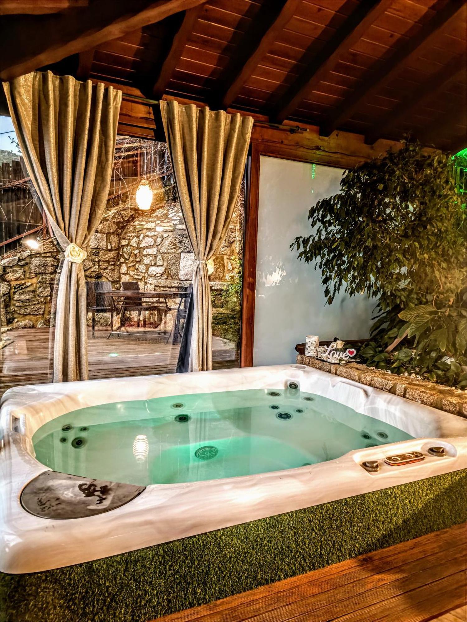 Hotel Casa Favo De Mel - Jacuzzi Privado & Lareira - Piscina à Arcos de Valdevez Extérieur photo