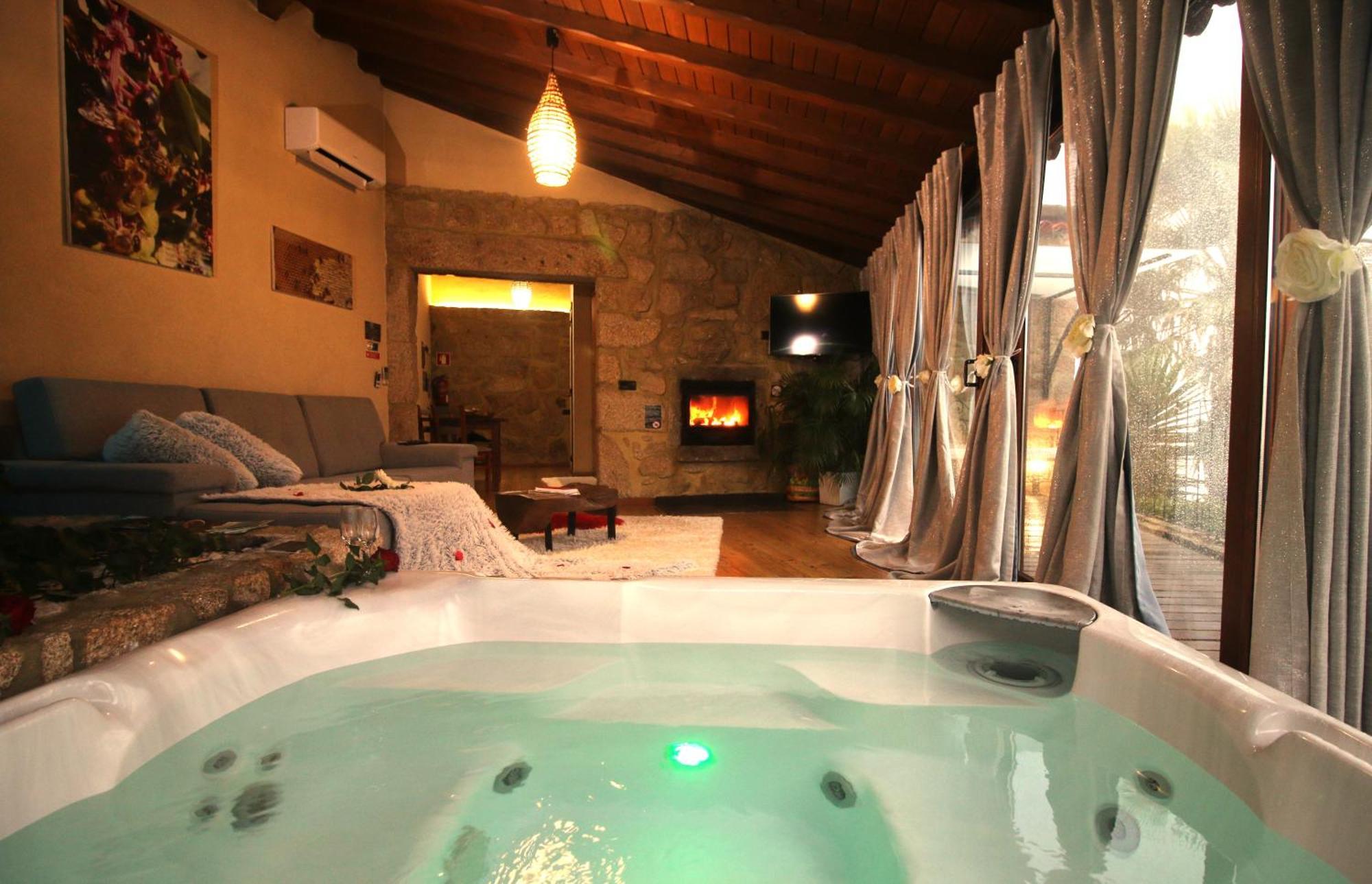 Hotel Casa Favo De Mel - Jacuzzi Privado & Lareira - Piscina à Arcos de Valdevez Extérieur photo